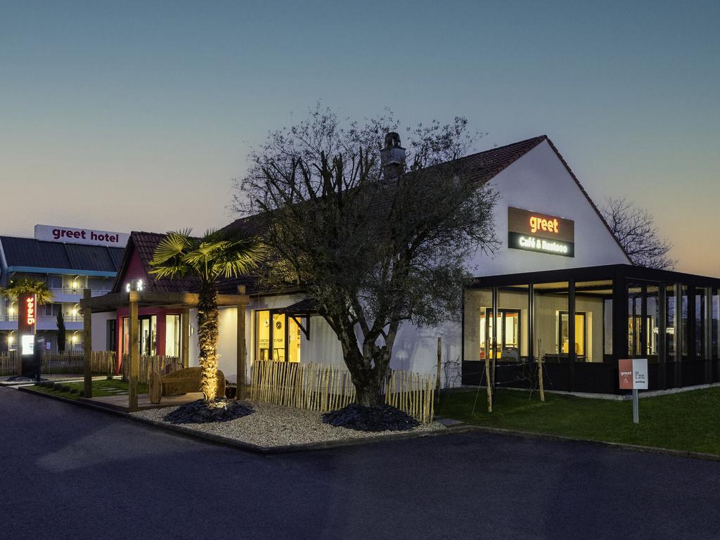 Greet Hotel Angouleme Сен-Ирье-сюр-Шарант Экстерьер фото