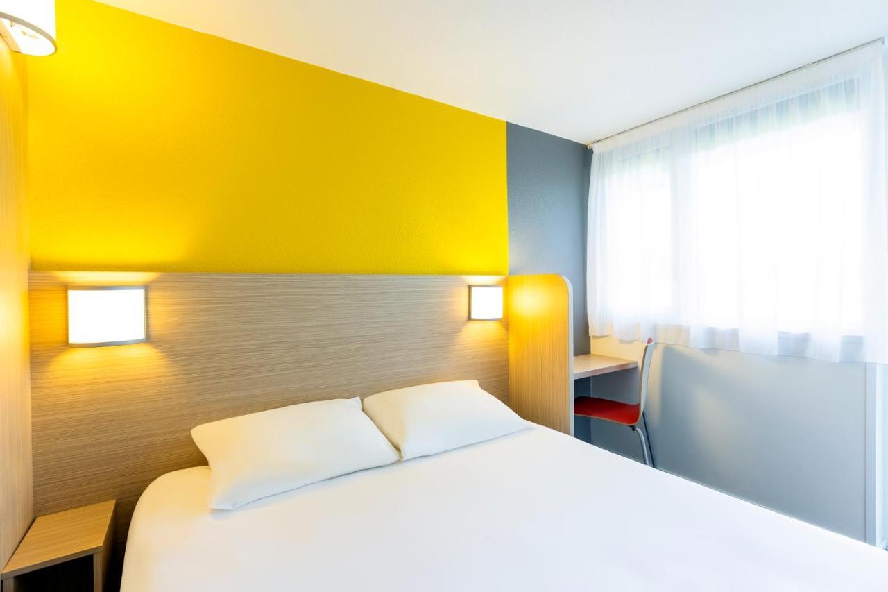 Greet Hotel Angouleme Сен-Ирье-сюр-Шарант Экстерьер фото