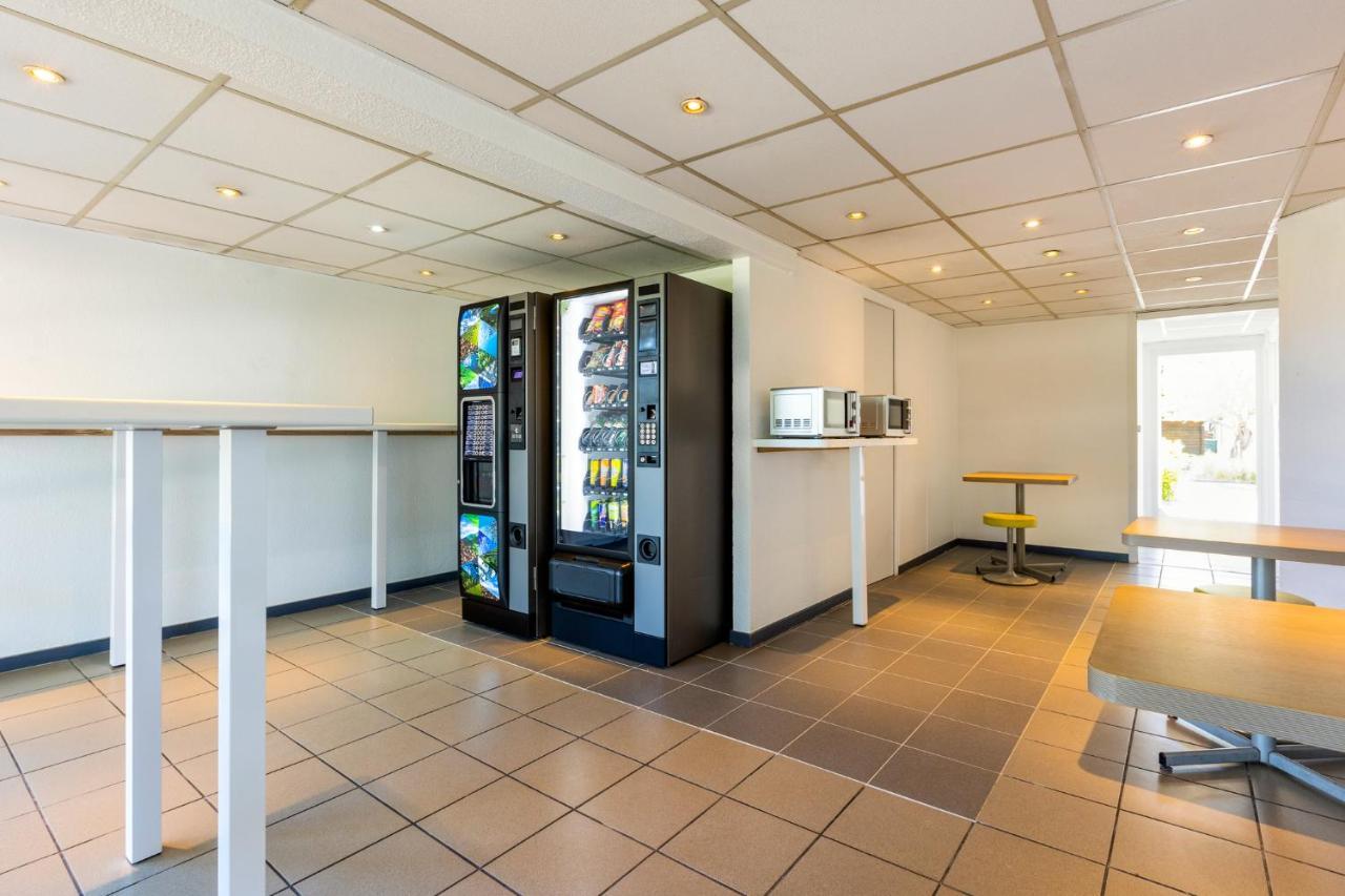 Greet Hotel Angouleme Сен-Ирье-сюр-Шарант Экстерьер фото