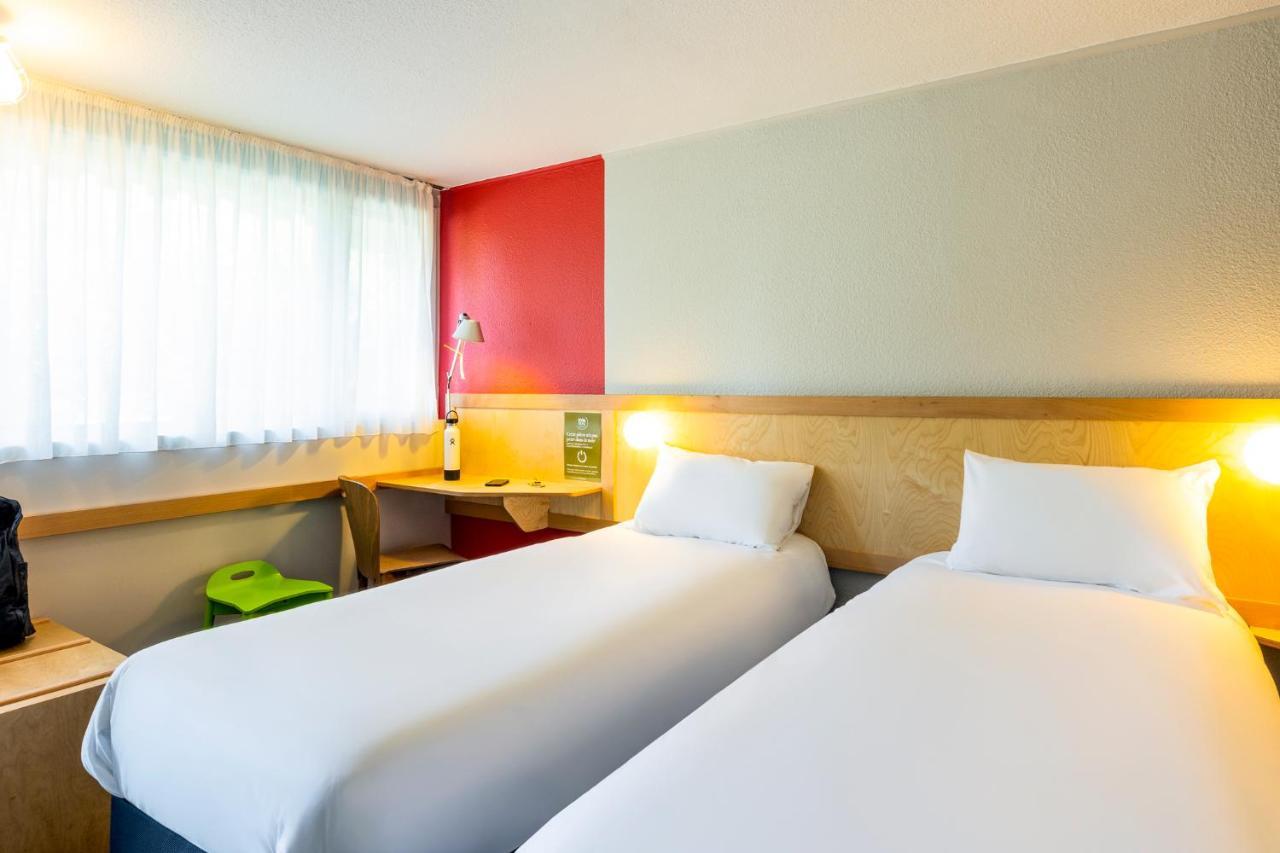 Greet Hotel Angouleme Сен-Ирье-сюр-Шарант Экстерьер фото